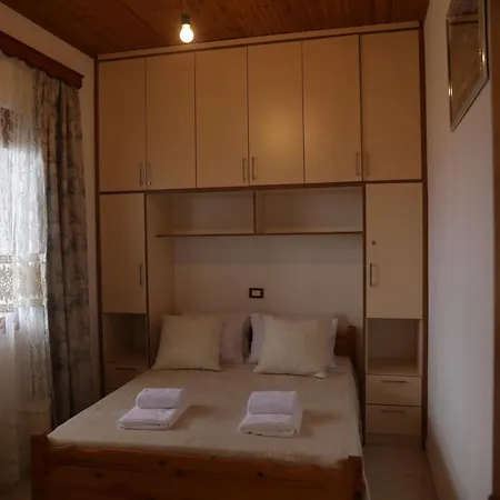 Ferienhaus Selenica Zhitom