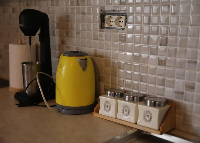 Selenica Zhitom Polican (Berat)