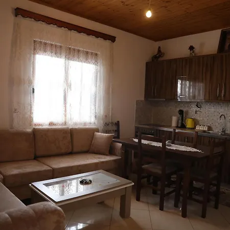 Selenica Zhitom 別荘 Polican